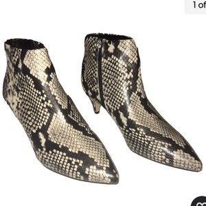 Circus by Sam Edelman Kirby Snake Print Booties Side Zip Kitten Heel Size 6 M